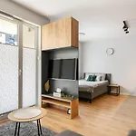 Apartament Jarzebinowy Z Ogrodkiem