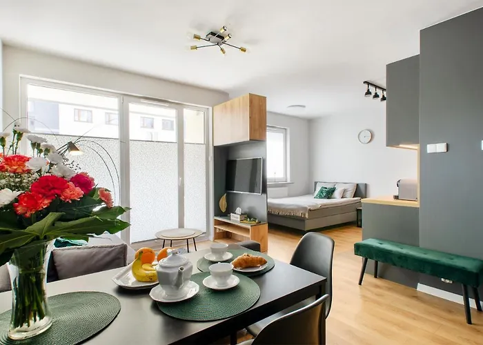 Apartament Jarzebinowy Z Ogrodkiem